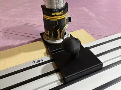 DeWalt Track Adapter for DCW600B Trim Router