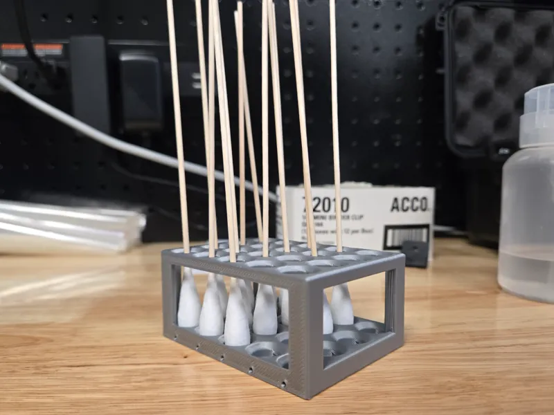 Swab Tray with Cleaning Drain Holes