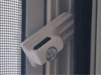 Door & Window Screen Retaining Clips