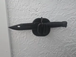 M9 Wall Display