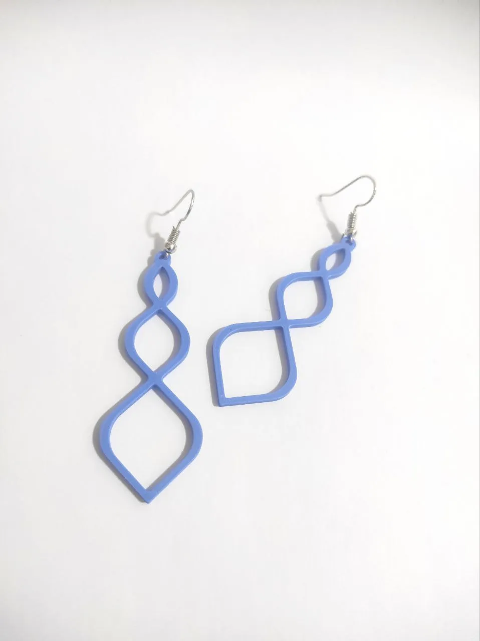 Infinity Twist - Earrings view 2