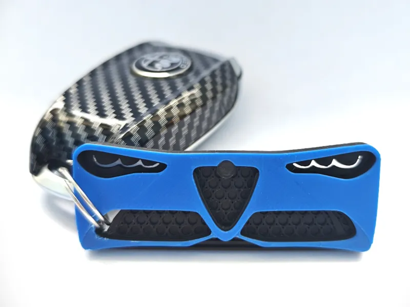 Alfa Romeo Giulia Keychain MY23