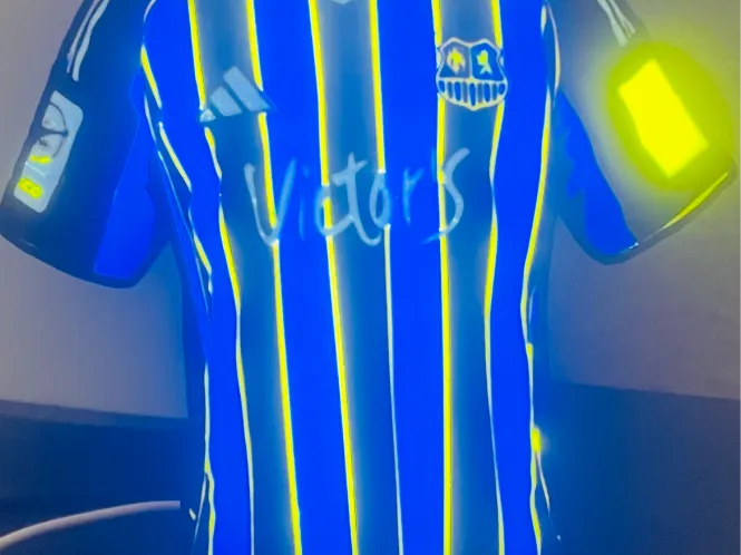 FC Saarbrücken Heim Trikot 25/26 Leuchtkasten