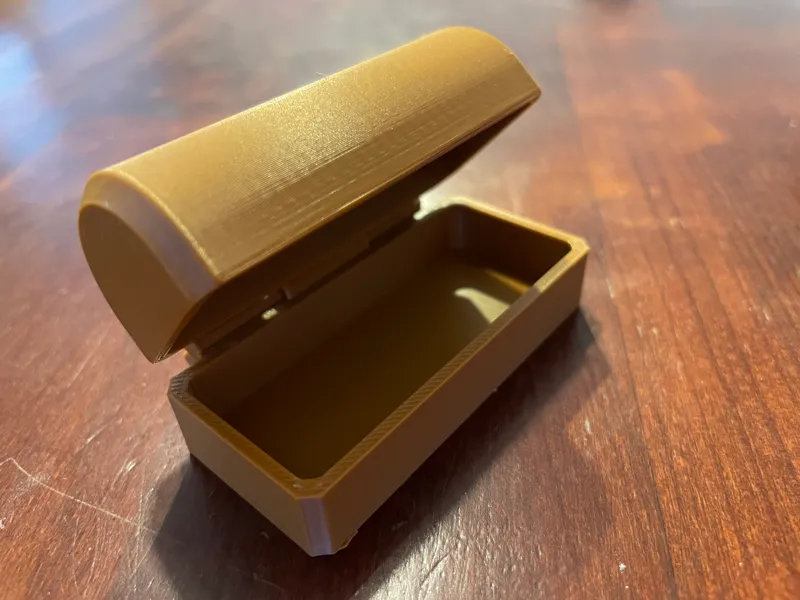 box round small (6cm x 2,5cm x 2,5cm)