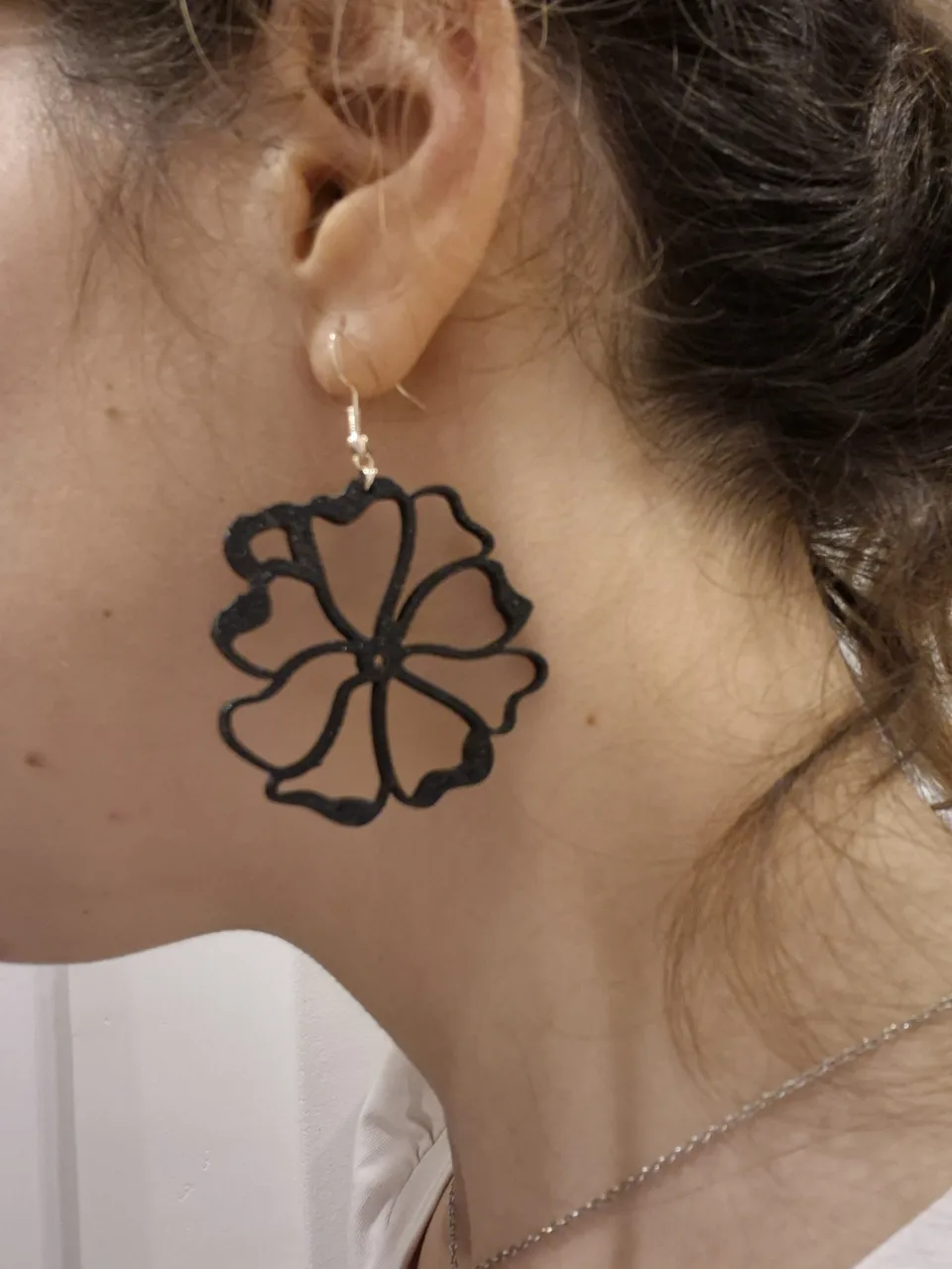 Flower earrings view 2