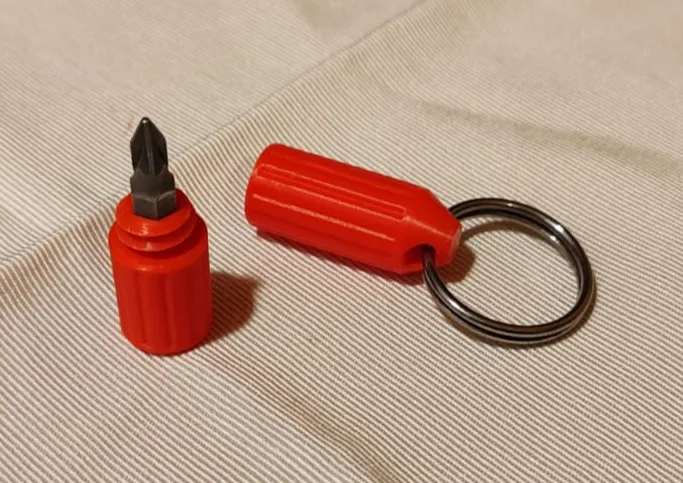 KEYCHAIN SCREWDRIVER INSERT HOLDER
