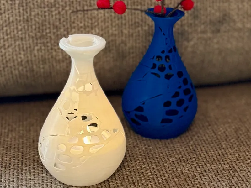 Broken Porcelain Vase Tealight