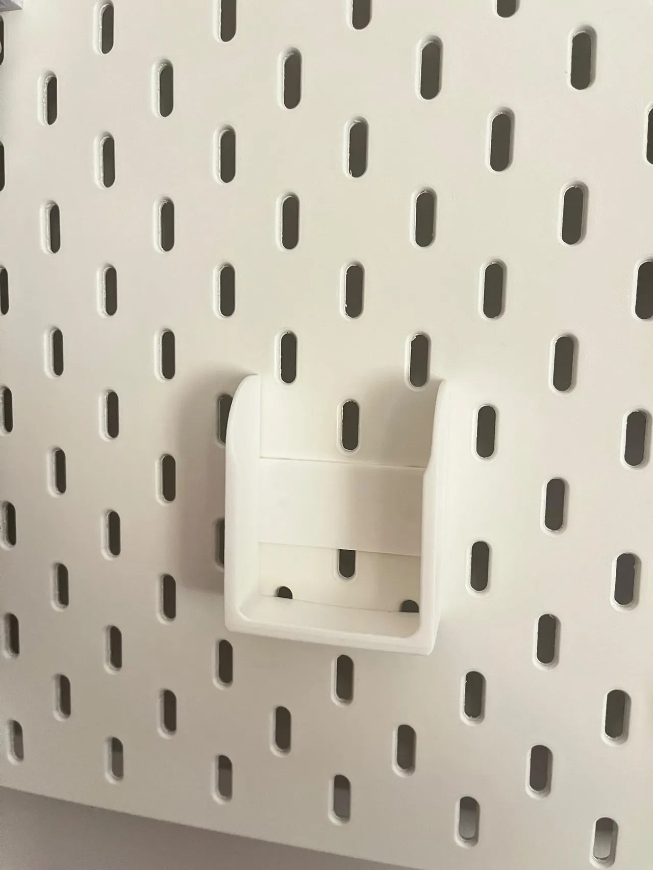 IKEA SKÅDIS Air Conditioner Remote Holder view 3