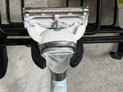 Universal Shaver Holder For Shower Shelf