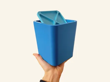 Letrero o emblema decorativo: Simple Trash Can — vista de referencia 3