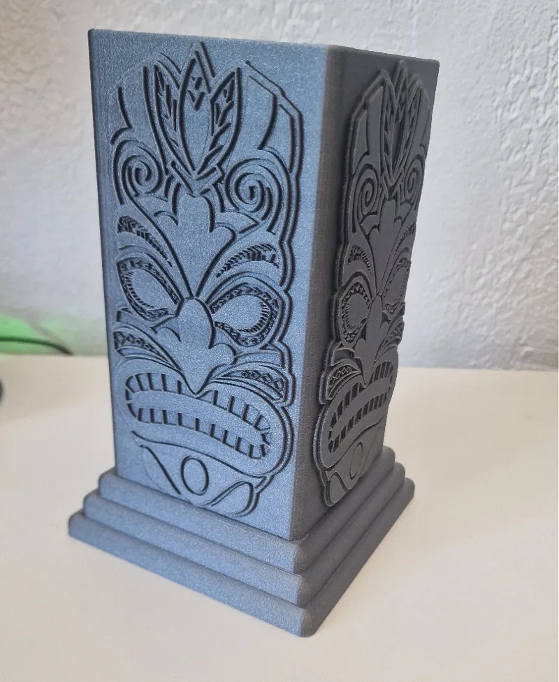 Vase Tiki