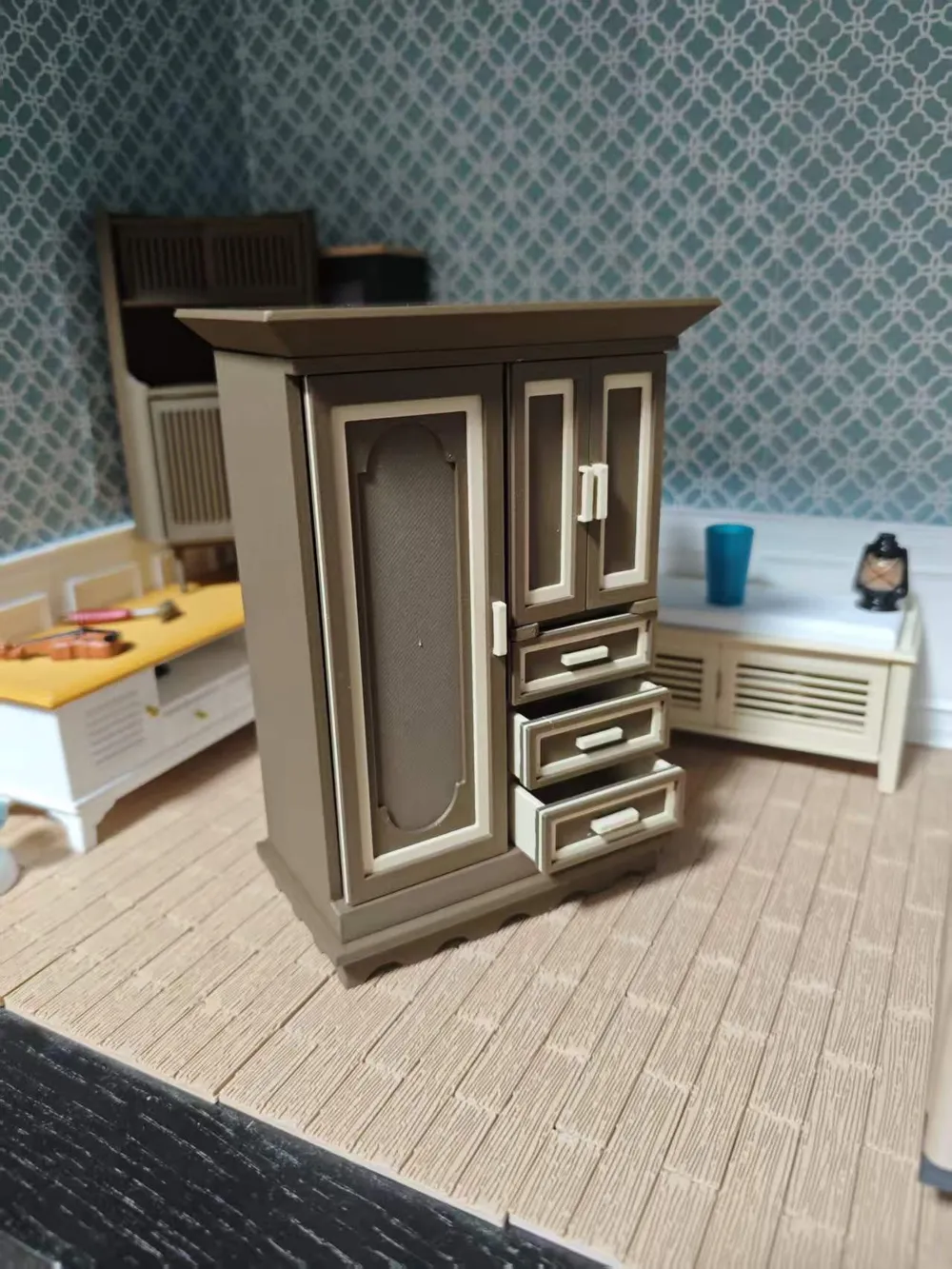 Retro Drawer Wardrobe - Free 3D Print Model - MakerWorld