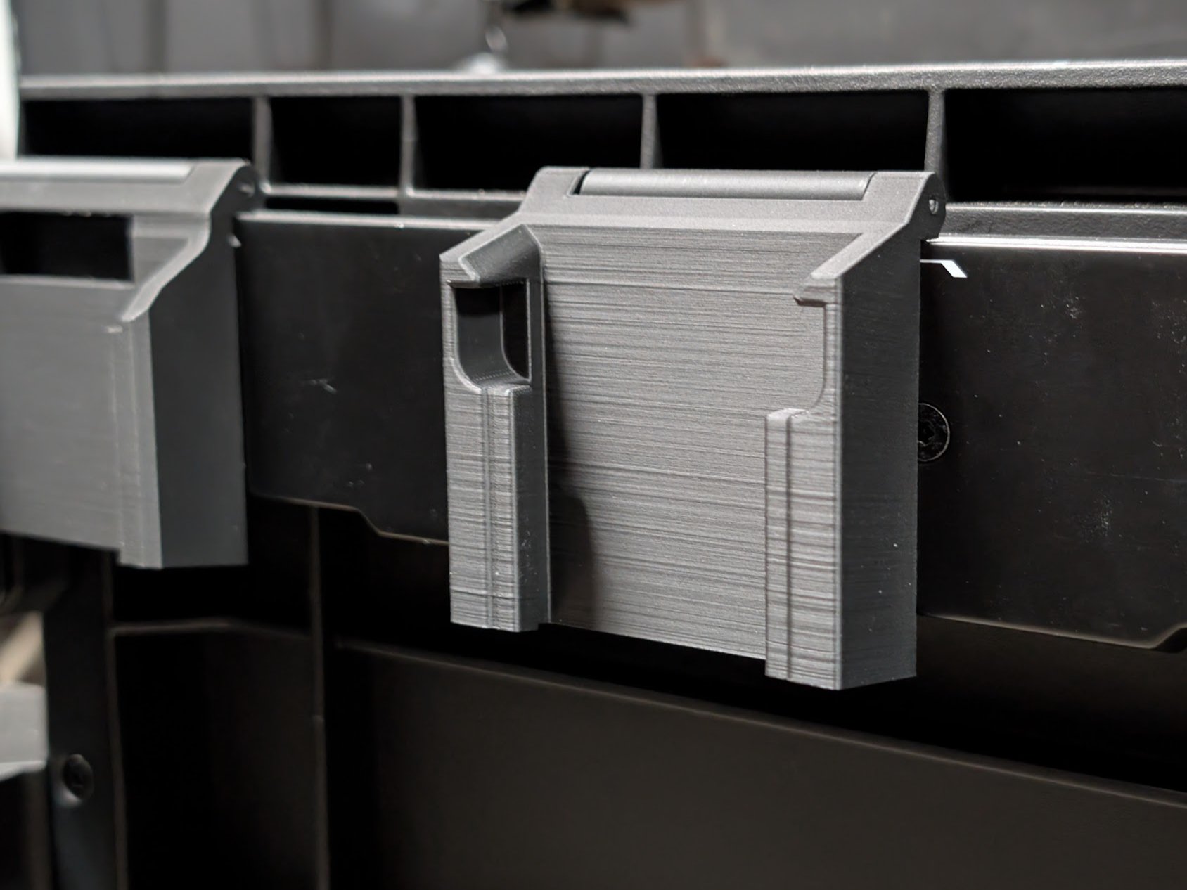 Milwaukee M18 Holder for ToughBuilt StackTech Bar
