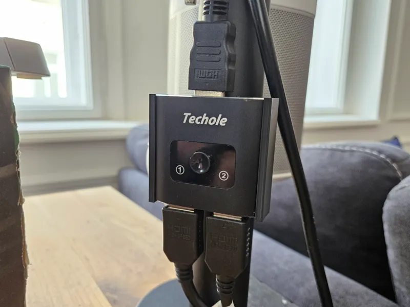 Mount for Techole HDMI Switch for 35mm pole
