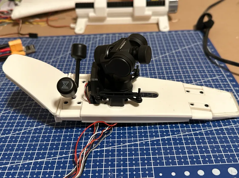 Volantex Phoenix V2 2000 Gimbal canopy