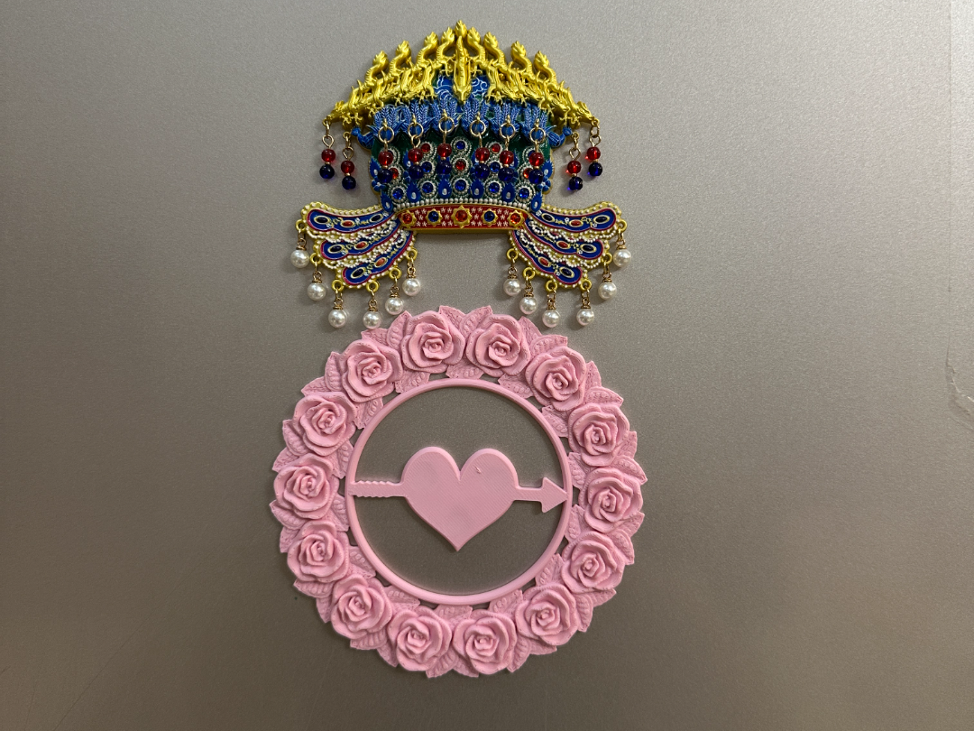 Miniatura 1 do modelo 3D 一箭穿心玫瑰花环 冰箱贴（配3颗8x2mm磁铁）