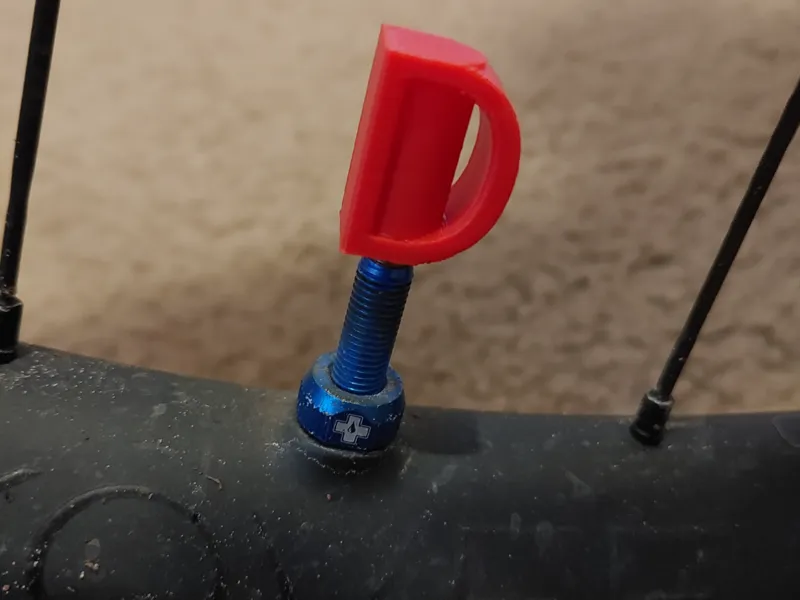 Letter D Valve Cap