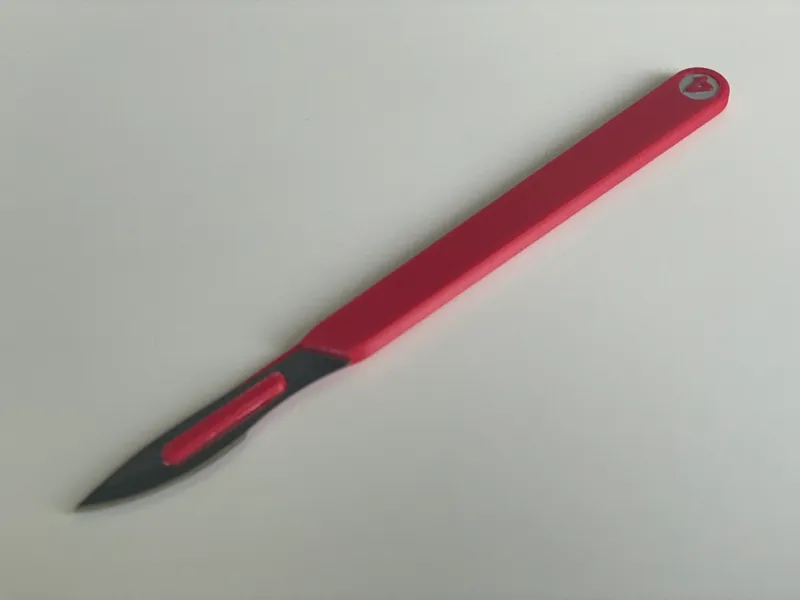 Single use scalpel handle No 4