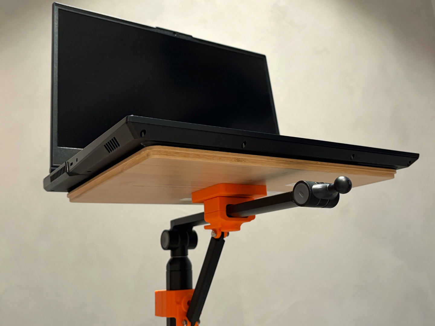 Laptop Adapter Bracket for Linocell Floor Stand 