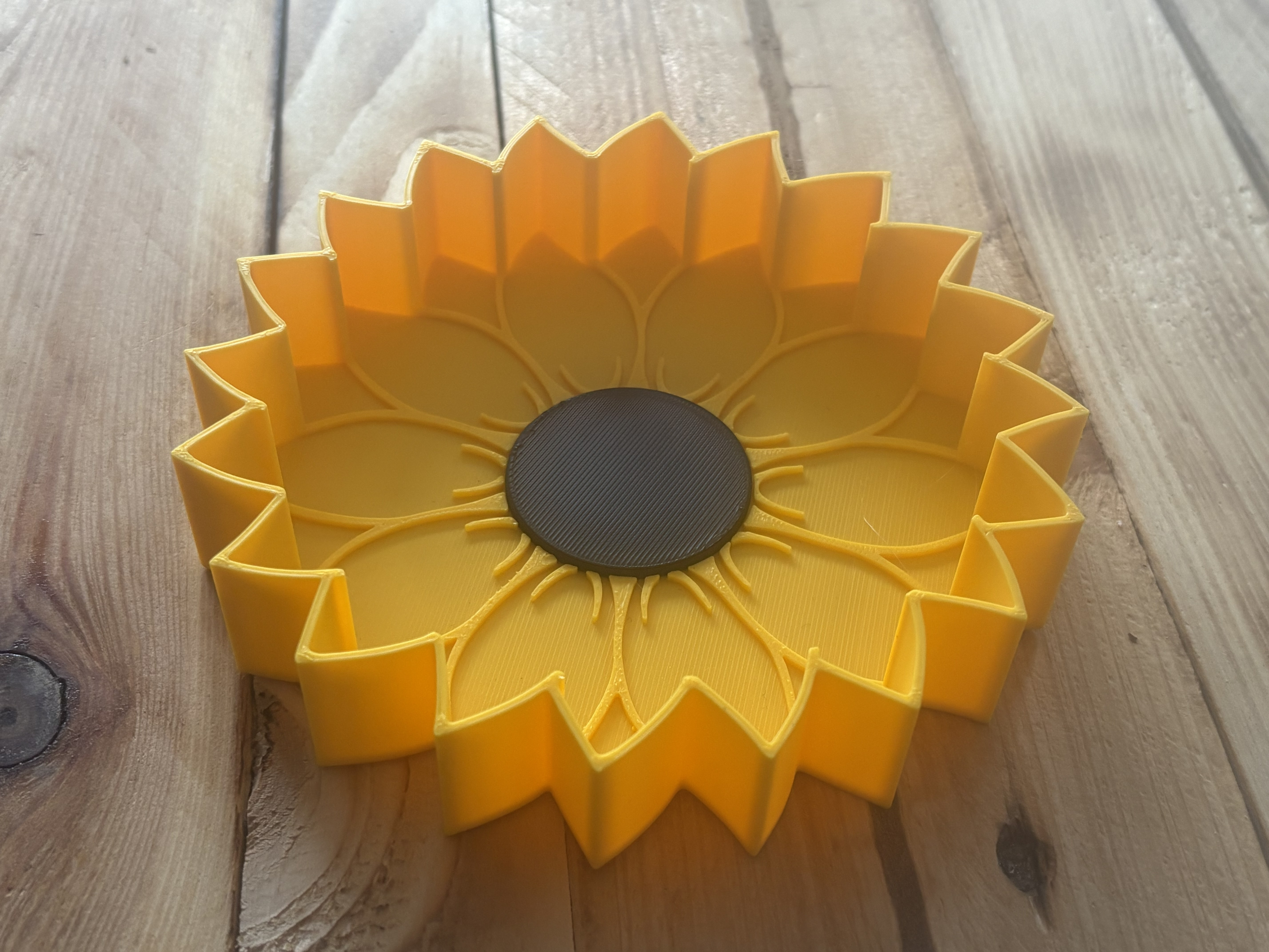 Miniatura 1 do modelo 3D Deko-Schale Sonnenblume -kein AMS-