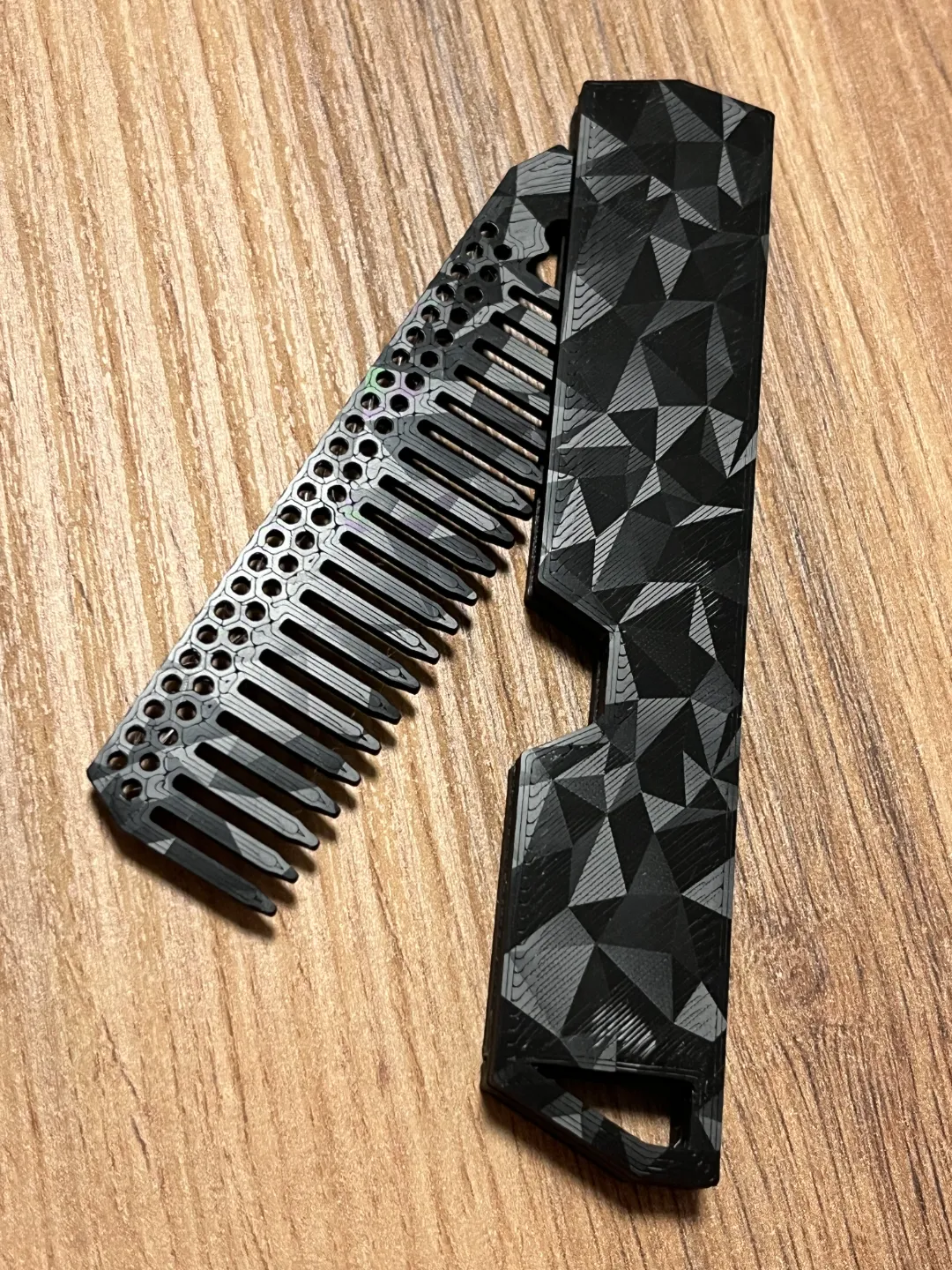 ULTIMATE SWITCHBLADE COMB - SAFE LOCK - TRAVEL EDC view 3