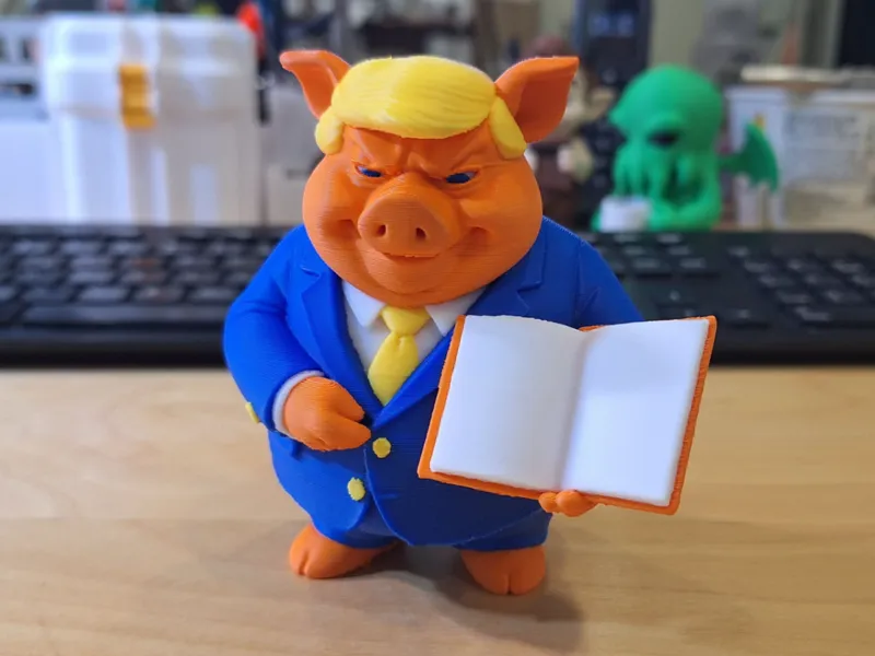 Quiet piggy – the YUGE Deal Maker