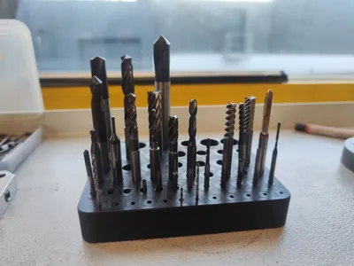 Metric router/drill bit organizer