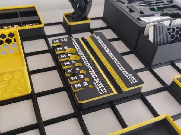 https://makerworld.bblmw.com/makerworld/model/US33ad45becd7f5d/design/2024-09-08_1612e3d2552398.jpg