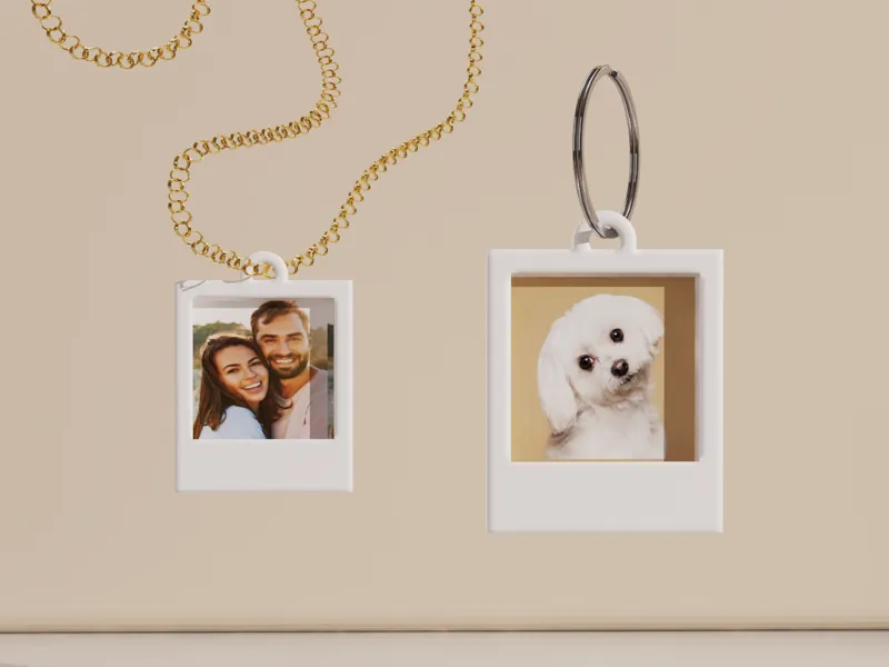 Instant photo necklace/keychain