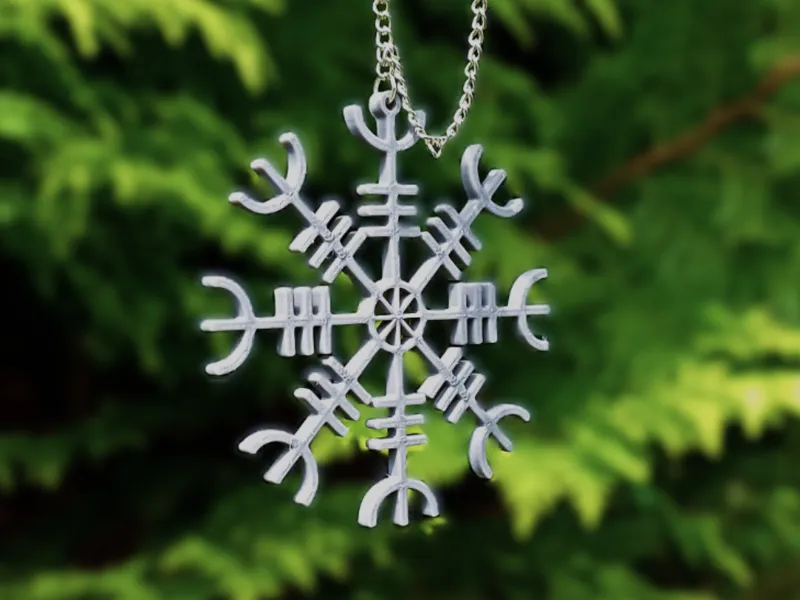 Norse Runes, The Helm of awe Pendant