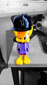 Фигурка Tweety в уличен стил