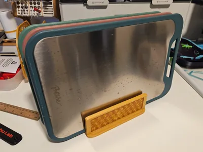 Kumiko Cutting Board Holder