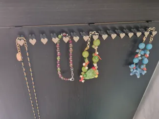 Necklace Holder (Screw Mount)