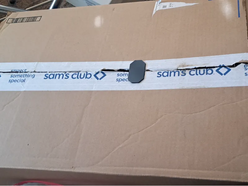 Keeps the Box Closed