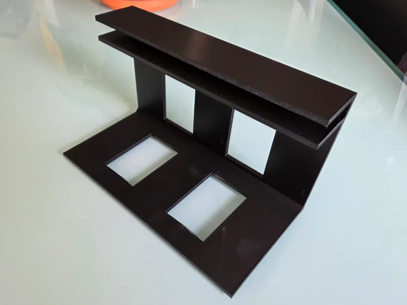 Parametric Power Strip Desk Holder