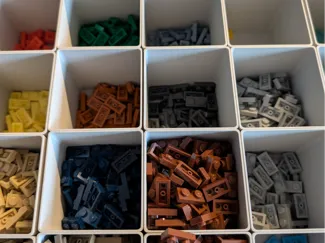 Storage drawer bins for building bricks