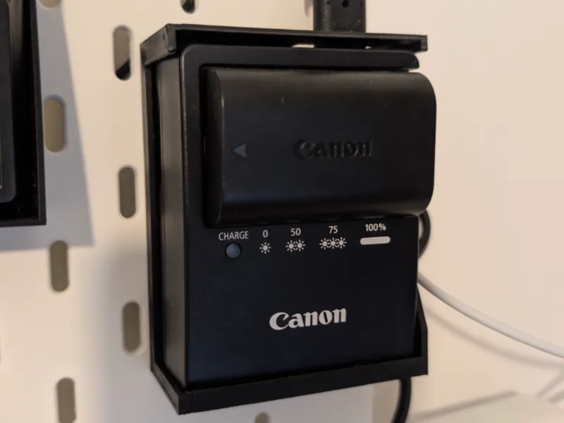 Canon LC-E6E (LP-E6) Battery Charger Skadis Mount