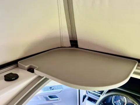 Estante o repisa: Volkswagen California Pop-Top Roof Corner Shelf's — referencia de MakerWorld