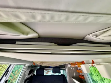 Estante o repisa: Volkswagen California Pop-Top Roof Corner Shelf's — vista de referencia 5