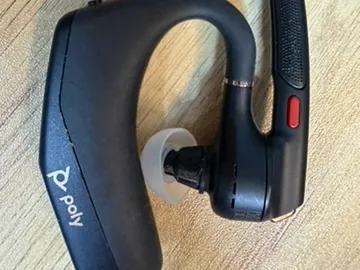 Poly Voyager Legend 50 eartip adapter