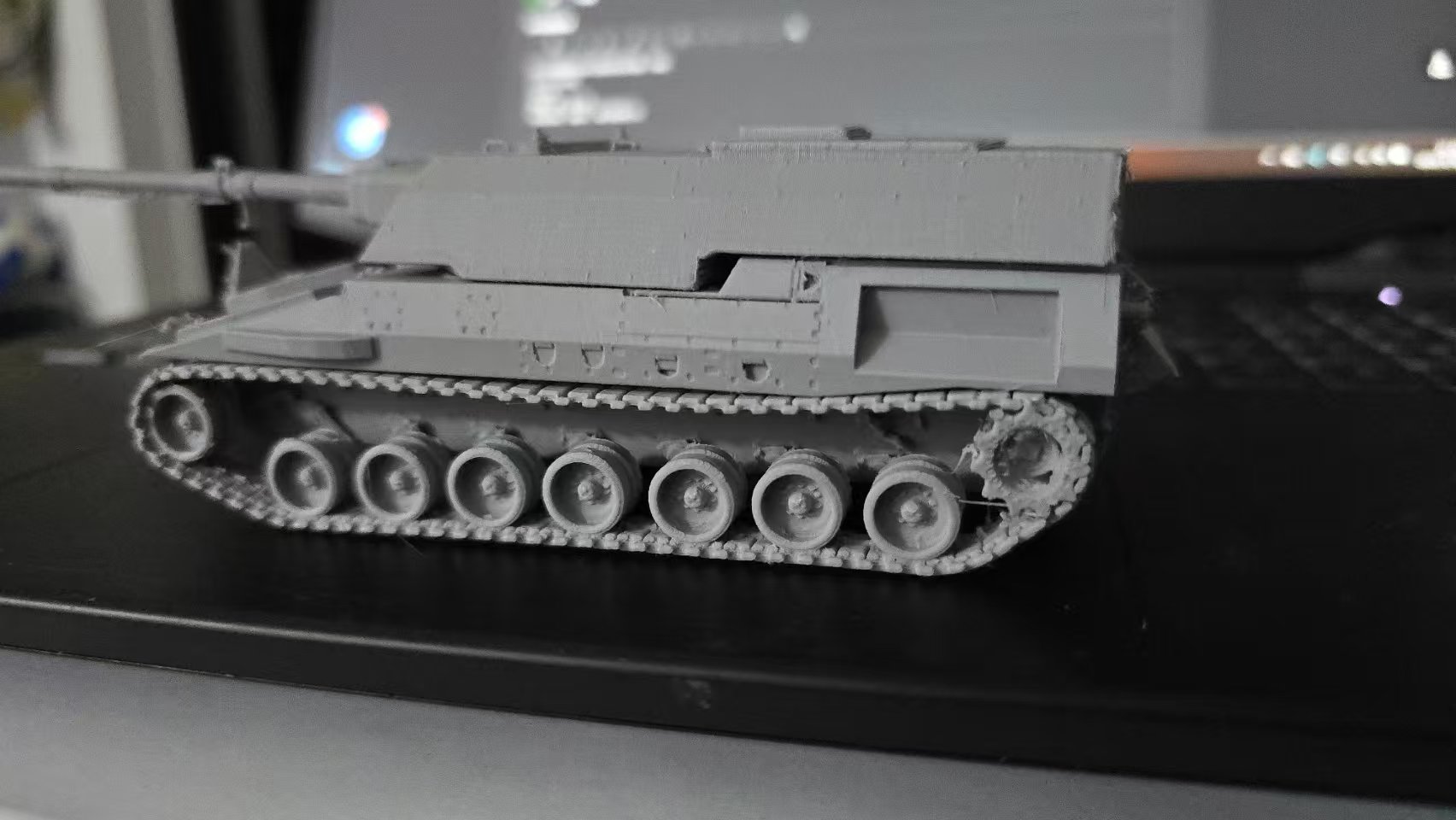 Miniatura 3 do modelo 3D 美国先进自行火炮系统 十字军自行火炮 XM2001 坦克模型