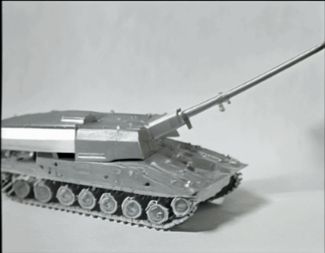 美国先进自行火炮系统 十字军自行火炮 XM2001 坦克模型