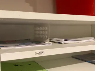 Shelf-divider 