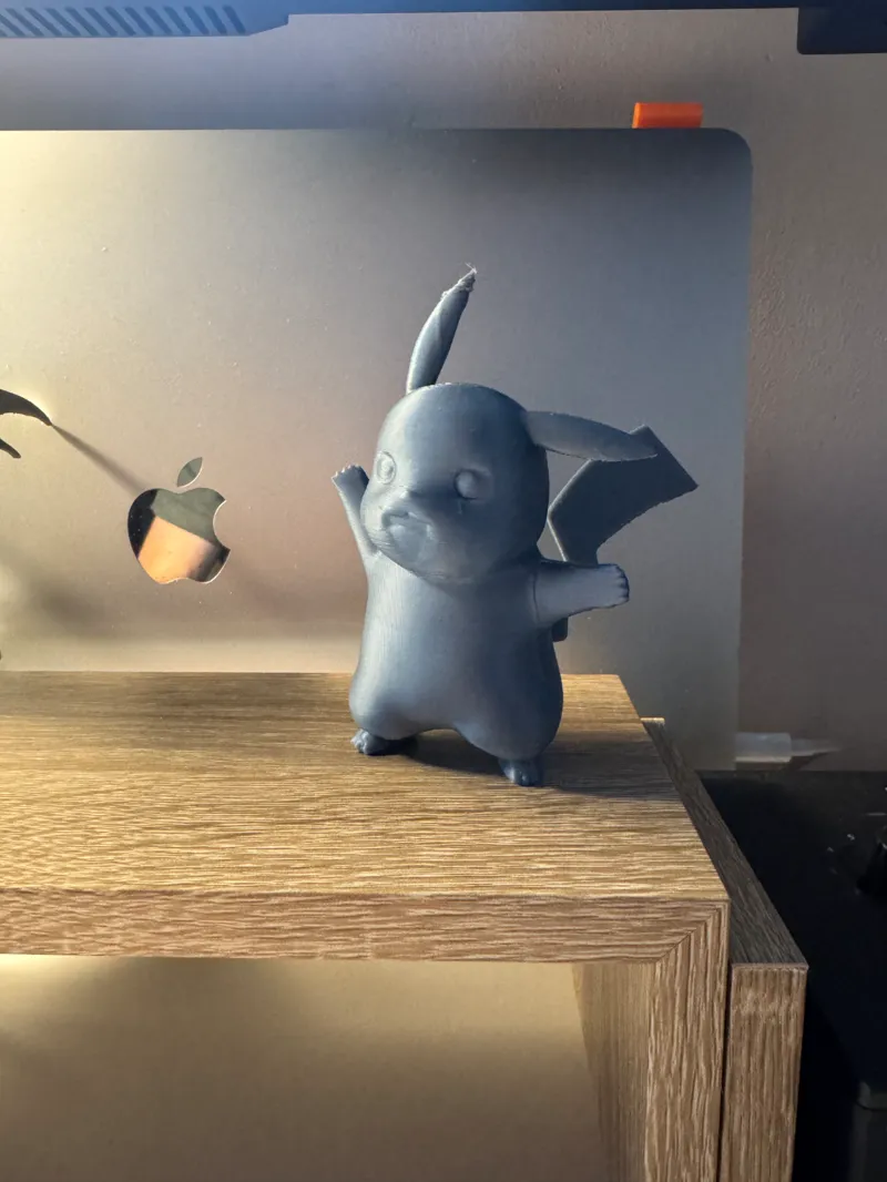 Pikachu - Pokemon Figure