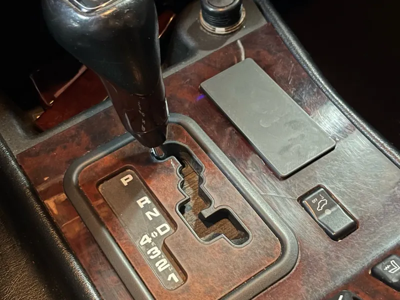 2001 Mercedes G500 Console Ashtray Replacement