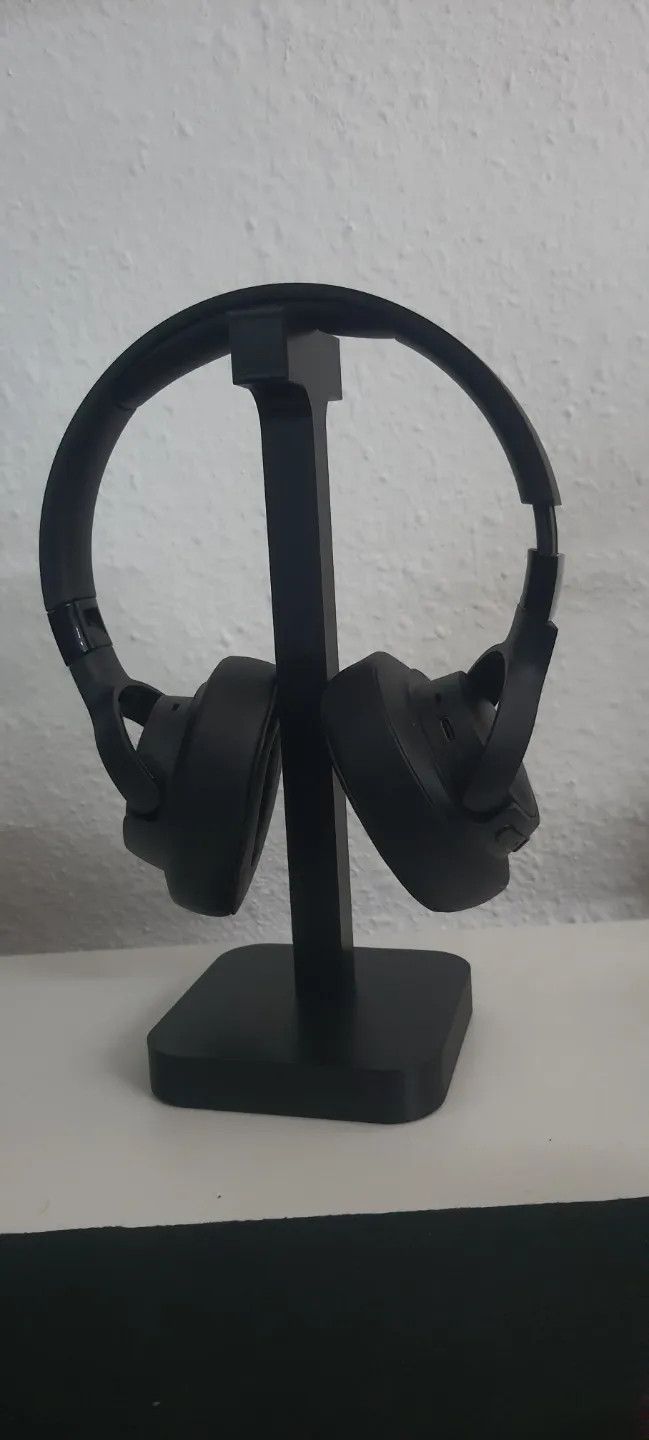 Design Headphone Stand view 2