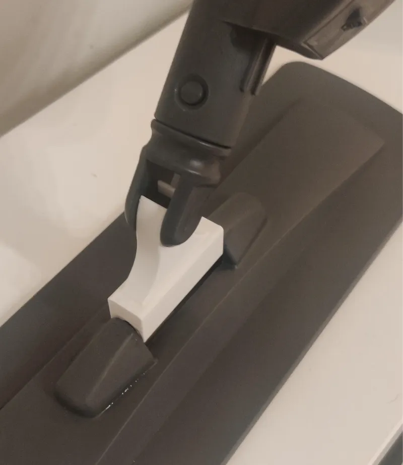 Dustin spray mop head joint replacement