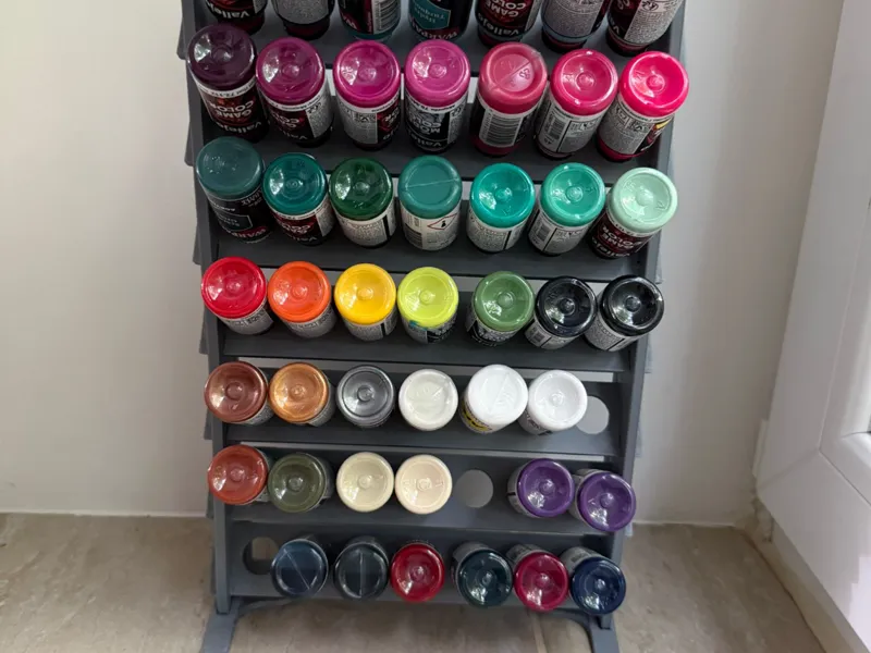Paint rack for dropper bottles