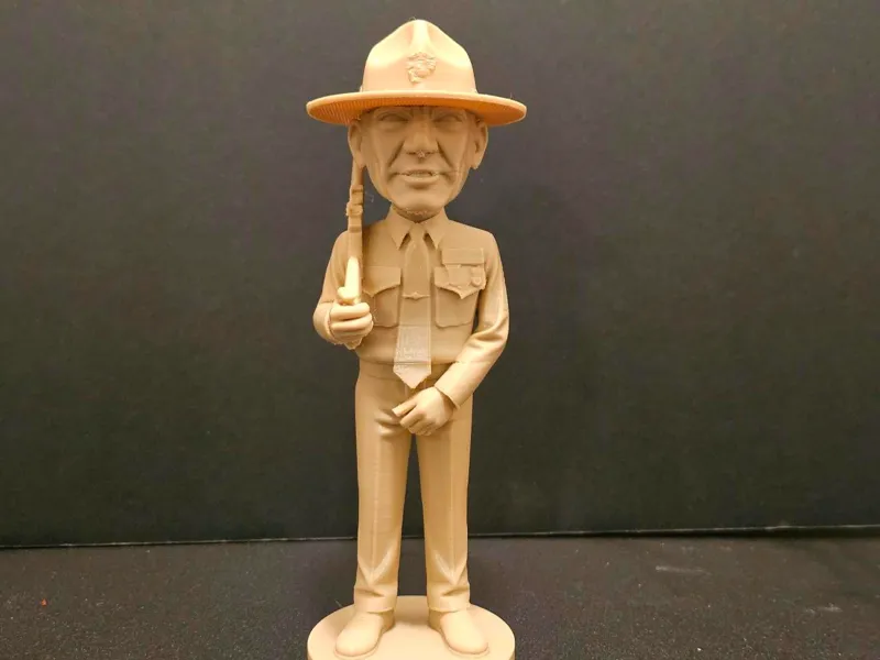 R. Lee Ermey / Drill Instructor, Full Metal Jacket