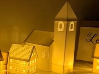 „Weihnachtskirche Abendlicht“
